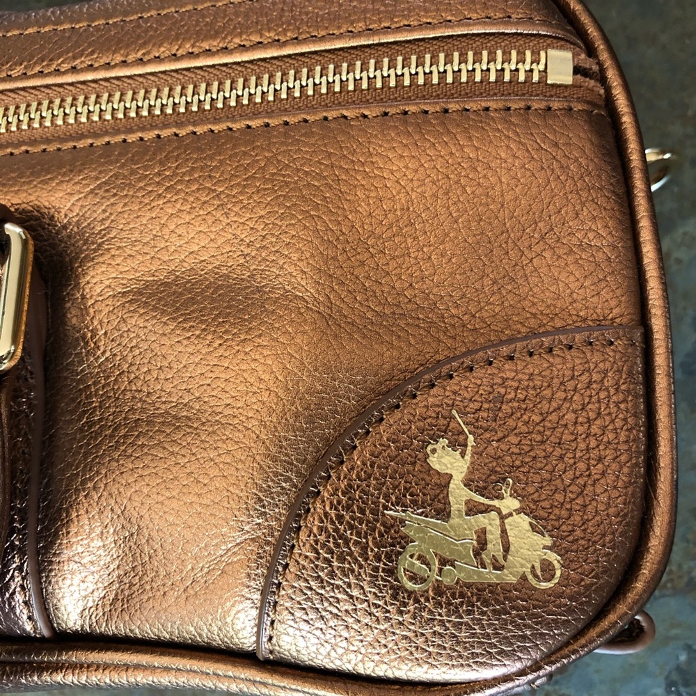 COPY - NWOT FluterScooter Rose Gold flute case.